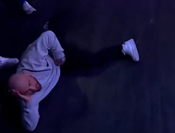 фото - Волкановски заделался крутым брейкдансером — видео дня