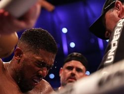 фото - Джошуа хочет не просто поквитаться с Усиком. Он хочет его отфигачить — Хирн