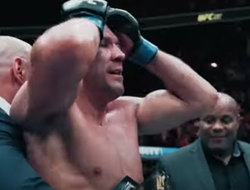 фото - Дю Плесси избил Стриклэнда в реванше