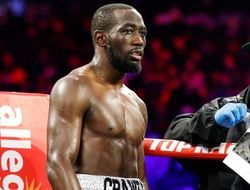 фото - Кроуфорд обещает показать то, чего мы ещё не видели. Начинать бояться?