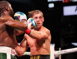 фото - Мейвезер об ожидаемом заработке за бой с Полом и следующем поединке