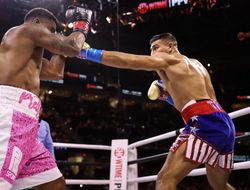 фото - Томми Фьюри невнятно побил мелкого экс-бойца ММА