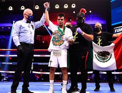 фото - Сепеда уничтожил дерзкого Варгаса в стартовом раунде: видео