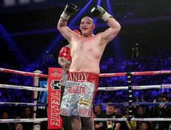 фото - Энди Руис и Эскива Фалькао побеждают в первом раунде