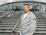 Усик травмирован — промоутер Паркера