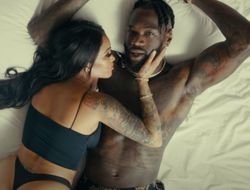 фото - Уайлдер с девушкой выпустили клёвый трек: нокаутёр поёт и танцует — видео