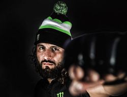 фото - Масвидаль просит главу UFC выпустить его в ринг на ютуберов: «Сломаю им рожи!»