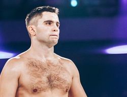 фото - Митрофанов впервые за 26 месяцев победил досрочно