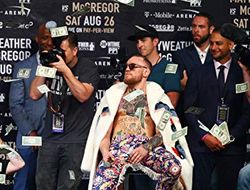 фото - Сколько Макгрегор и Серроне гарантированно получат за бой: есть рекорд