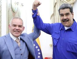 фото - Похоже, всё затянется. Усику и Фьюри дали времени до Дня дурака