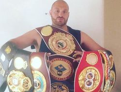 фото - Вчера Тайсон Фьюри отговорил мужчину от самоубийства — так он говорит