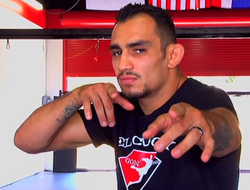 фото - Фергюсон о Нурмагомедове: Он заслужил, чтобы я его избил