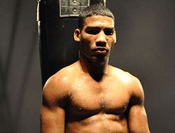 фото - Боб Арум хочет устроить бой Юриоркиса Гамбоа и Криса Джона