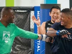 фото - Камару Усман помог Бёрнсу подготовиться к бою с Чимаевым