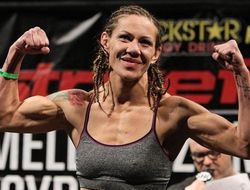 фото - Видео взвешивания перед UFC Fight Night 95: Киборг — Лансберг, Барао — Новер, Нельсон — Бигфут