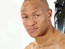 фото - Айзек Чилемба избил ранее не знавшего поражений Лепихина