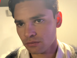 фото - Почему Дэвис провёл настолько невнятный бой с Роучем? Хорошая версия от Гарсии