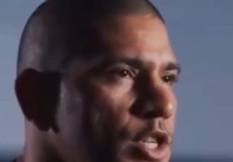 Алекс Перейра идёт за третьим титулом UFC. И у него есть все шансы переписать историю