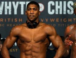 фото - Херн предлагает Уайлдеру за бой с Энтони Джошуа половину призового фонда, но есть условия