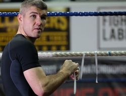 фото - Лиам Смит: Задача на бой в Канело — быковать быка