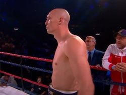 фото - Парад мисматчей от WBC. Чеслак не заметил Паскаля: видео