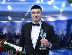 фото - Олимпийский чемпион Джалолов надеется на бои с Усиком и Фьюри