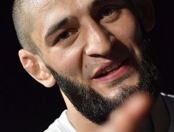 фото - Хамзат Чимаев: «Снесу Адесанье башку, лёгкие деньги для меня»