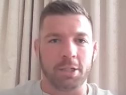 фото - Дю Плесси рассказал, сколько выпил пива после победы над Адесаньей