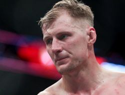 фото - Бой Александра Волкова и Кёртиса Блейдса возглавит турнир UFC в июне