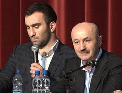 фото - Почему у Гассиева не получилось с Усиком? Рассказывает тренер Мурата