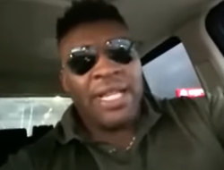 фото - Большезадый китайский мужик устроил Джойсу нью-йоркское избиение — Миллер счастлив за Чжилея