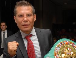 фото - Кроуфорд гораздо лучше как боксёр, но у Канело была лучшая оппозиция — Чавес назвал лидера P4P