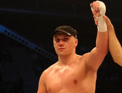 фото - Гловацки получил право на бой с Хуком, побив Сефери