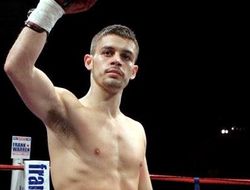 фото - Смит извалял и забил Боскьеро, нацелился на чемпиона Педрасу