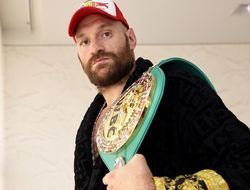 фото - «Джошуа бегемот, давайте выберем Усика!» Тайсон Фьюри разгромил команду Джошуа