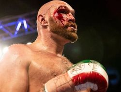 фото - Такого Тайсона Фьюри побил бы любой из топ-3 и даже Поветкин — отец боксёра