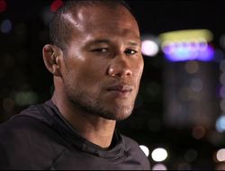 фото - Жакаре Соуза против Юрайя Холла в андеркарде Нурмагомедов–Фергюсон