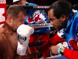 фото - Джон Дэвид Джексон не считает Андре Уорда мастером ближнего боя