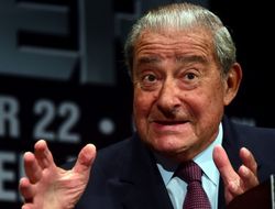 фото - Бокс и близко не стоял к ММА по уровню применения допинг — промоутер