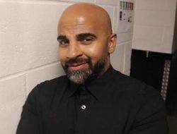 фото - Тренер Беллью: Уорд — это фантастика, но Тони сможет его побить