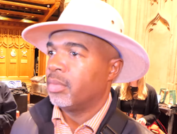 фото - Тренер Фьюри озвучил план на реванш с Усиком. Там всё очень просто