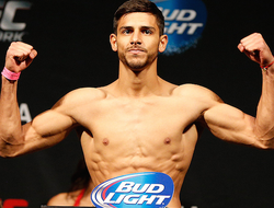 фото - UFC: Яир Родригес не оставил шансов Би-Джей Пенну