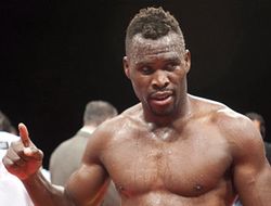 фото - Адонис Стивенсон победил Анджея Фонфару