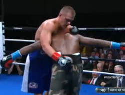 фото - Вячеслав Глазков победил Гарретта Уилсона