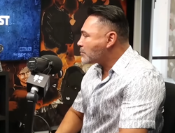 фото - Легендарный Де Ла Хойя назвал фаворита мегафайта Спенс – Кроуфорд 