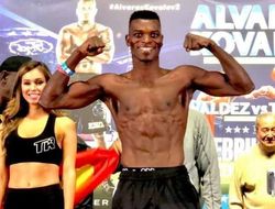 фото - Ричард Комми узнал имя соперника по дебютной защите титула