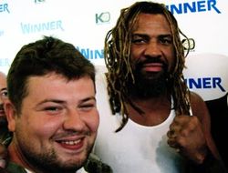 фото - Шеннон Бриггс в ярости после заявлений Виталия Кличко