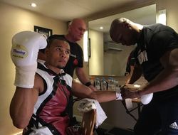 фото - Крис Юбэнк-младший нацелился на титул Джорджа Гроувза