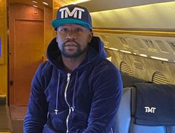 фото - Флойд Мэйуэзер назвал лучшего действующего боксёра планеты