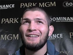 фото - Хабиб Нурмагомедов — о бое с Мэйуэзером, реванше с медведем и лучшем боксёре наших дней